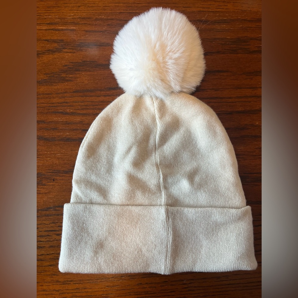 Levi's Women’s Tuque - Picture 2 of 2